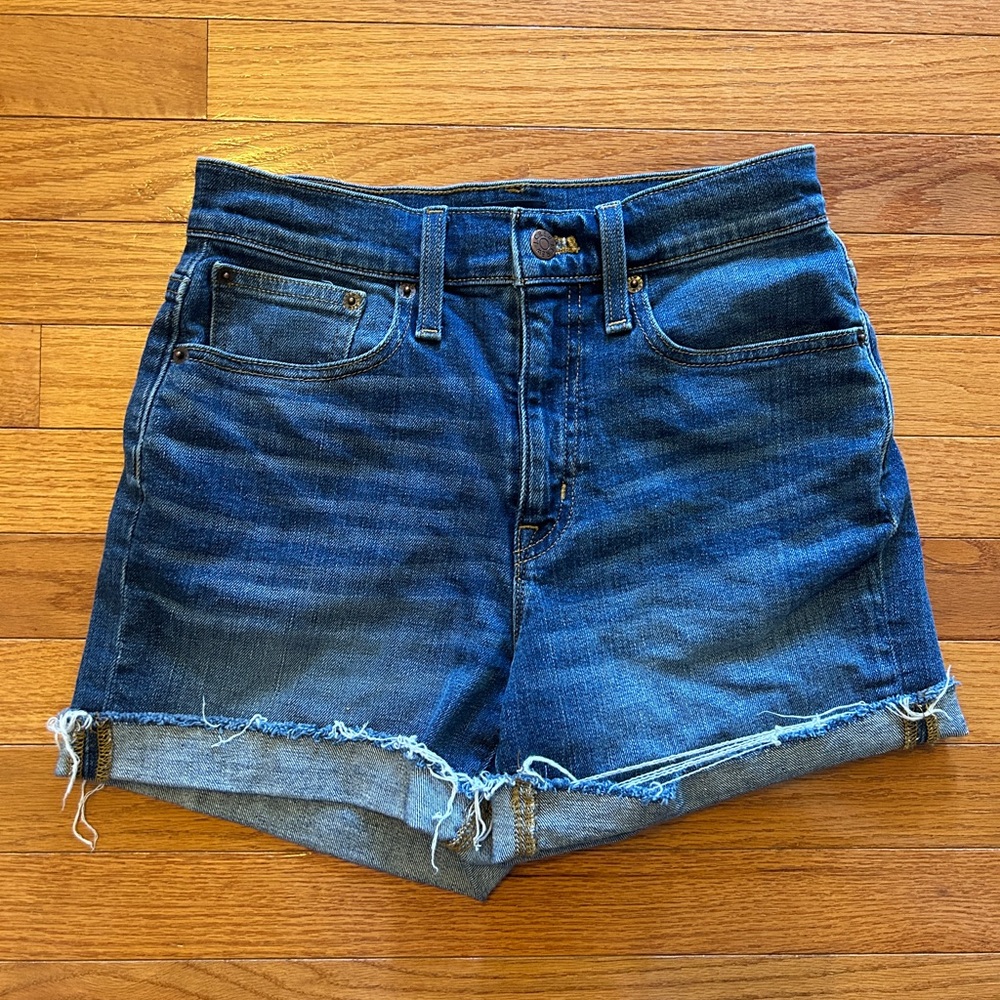 J.Crew Denim Shorts Blue Medium , Women's Size 24 Raw Hem Roll up Shorts